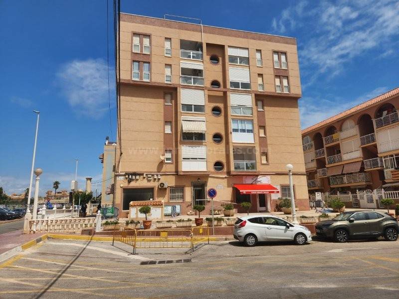 2 bedrooms Apartment in Torrevieja, Spain No. 141075