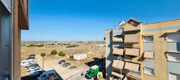 2 bedrooms Apartment in Torrevieja, Spain No. 141075 4