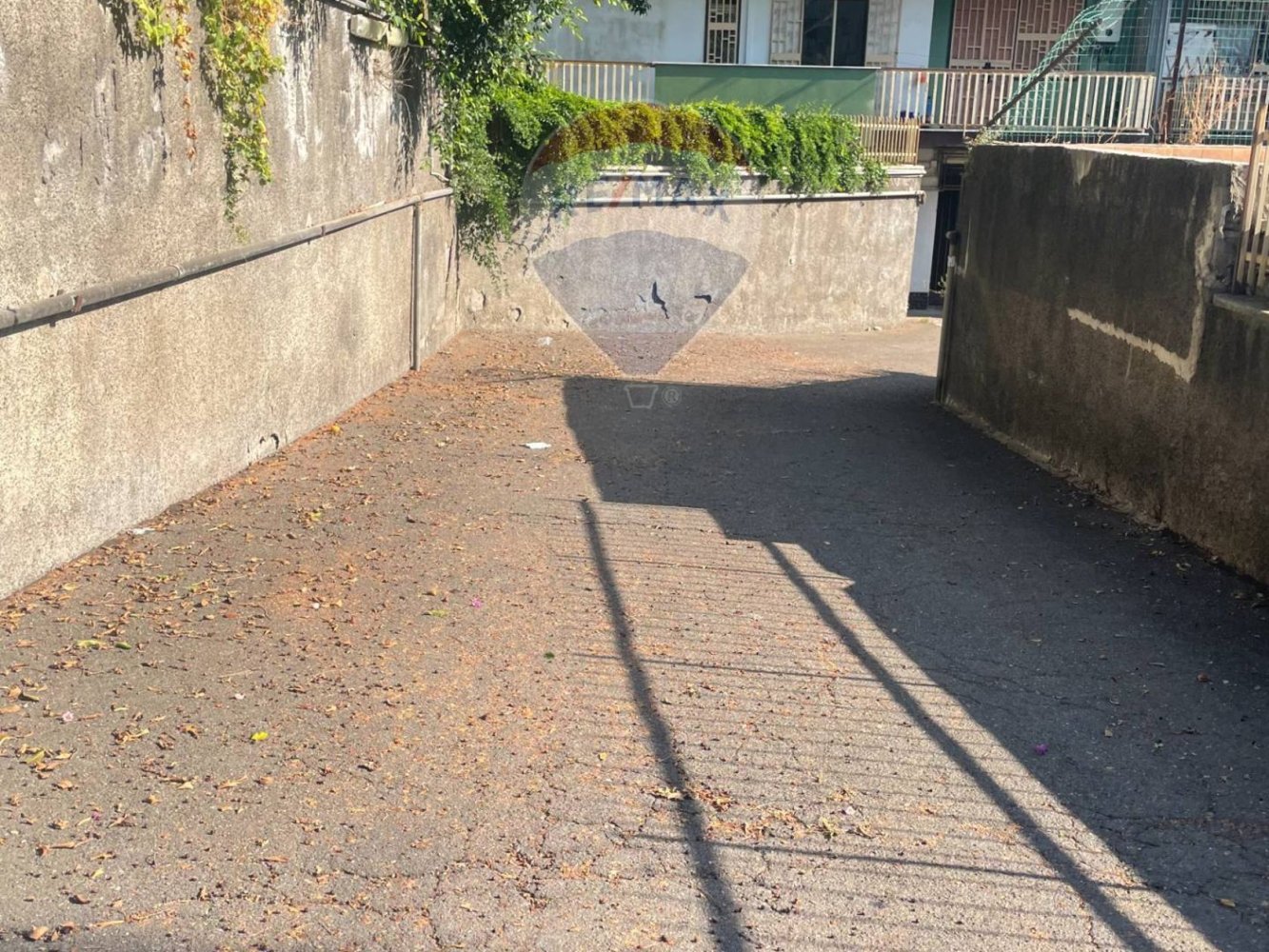 1-Zimmer Garage in Sant'Agata li Battiati, Italy, Nr. 356218