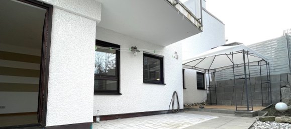 Apartamento de 3 habitaciónes en Esslingen, Germany No. 18183 2