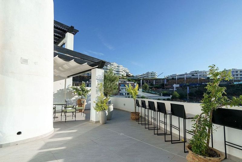 2 bedrooms Apartment in El Madronal, Spain No. 233532