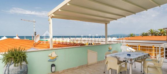 5 rooms Commercial property in Camaiore, Italy No. 232500 28