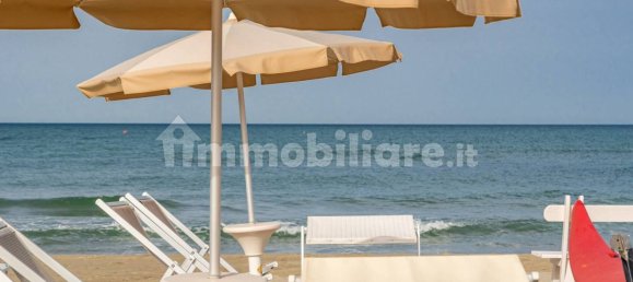5 rooms Commercial property in Camaiore, Italy No. 232500 38
