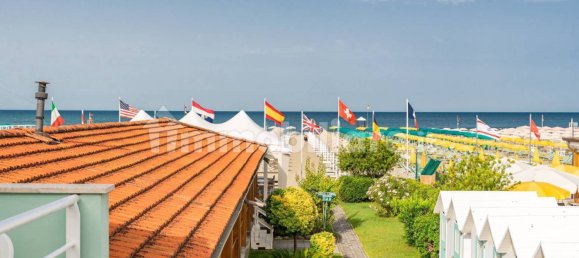 5 rooms Commercial property in Camaiore, Italy No. 232500 29