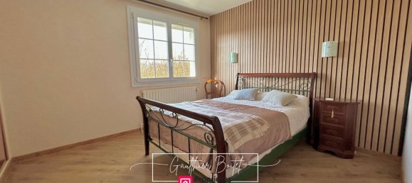 5 bedrooms House in Paris, France No. 326919 7