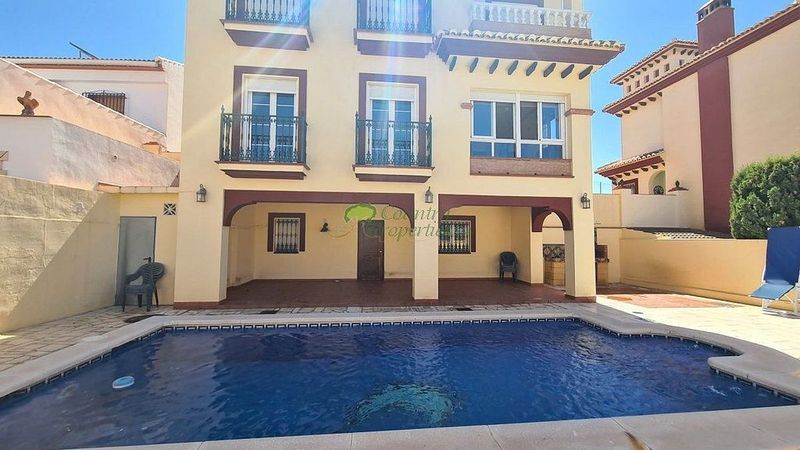 4 chambres Villa à Canillas De Albaida, Spain No. 235801