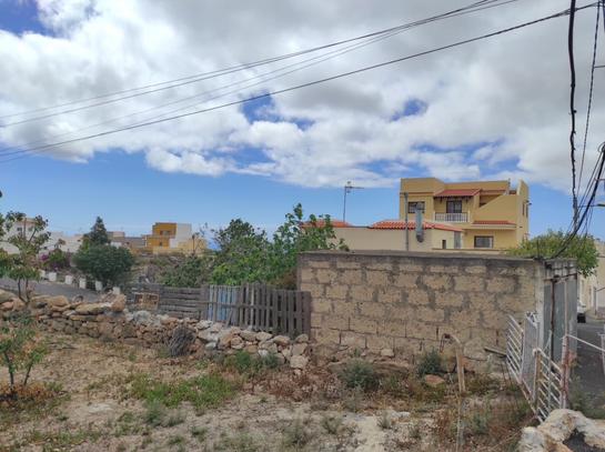 217m² Land in Arico, Spain No. 186175