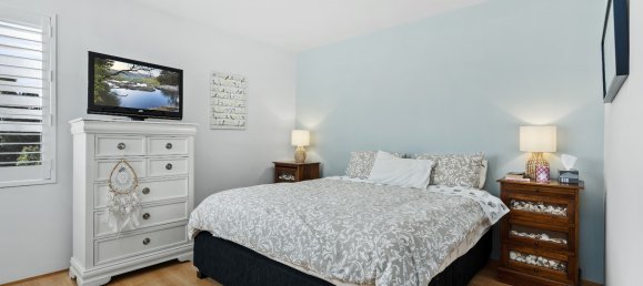 5 bedrooms House in Robina, Australia No. 303 11