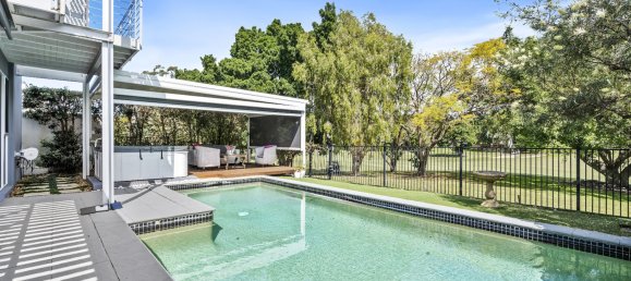 5 bedrooms House in Robina, Australia No. 303 5