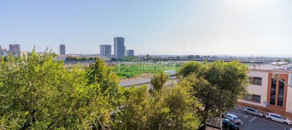 3 bedrooms Apartment in Valencia, Spain No. 171758 7