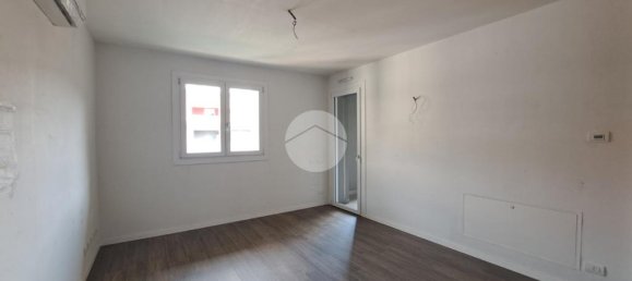 1 chambre Appartement à Milan, Italy No. 305670 3