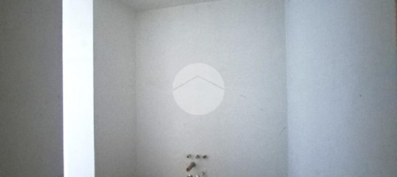 1 chambre Appartement à Milan, Italy No. 305670 6