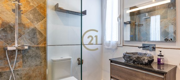 4 bedrooms House in Alcorrin, Spain No. 81182 14