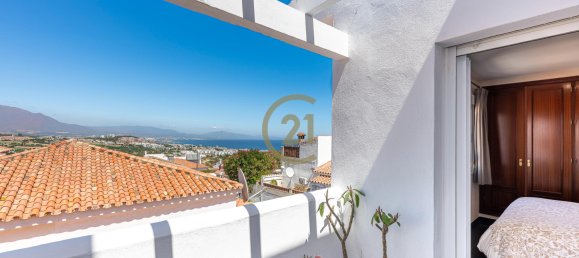 4 bedrooms House in Alcorrin, Spain No. 81182 15