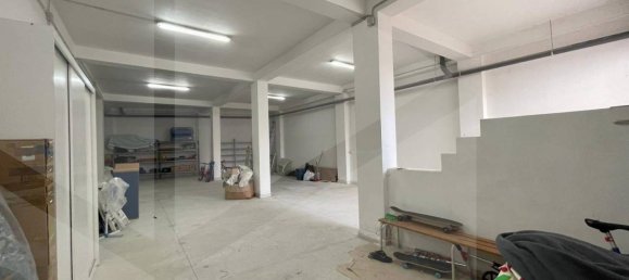 Almacén de 2 habitaciónes en Manfredonia, Italy No. 28058 16