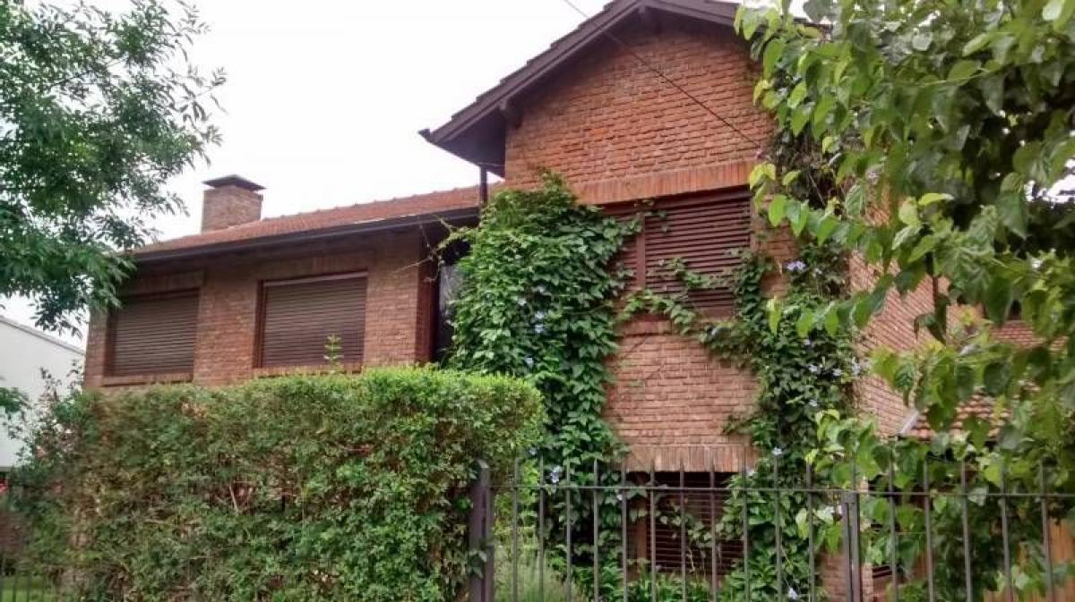 6 chambres Maison à Berazategui, Argentina No. 20939