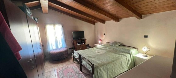 Дом с 7 комнатами в Кампеджине, Италия № 30309 16