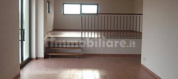 1-Zimmer Gewerbliche Immobilie in Lucca, Italy, Nr. 135112 7