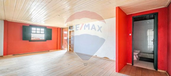 2 bedrooms House in Arnoia, Portugal No. 182685 4