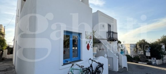 3 rooms Apartment in Lipari, Italy No. 325870 3