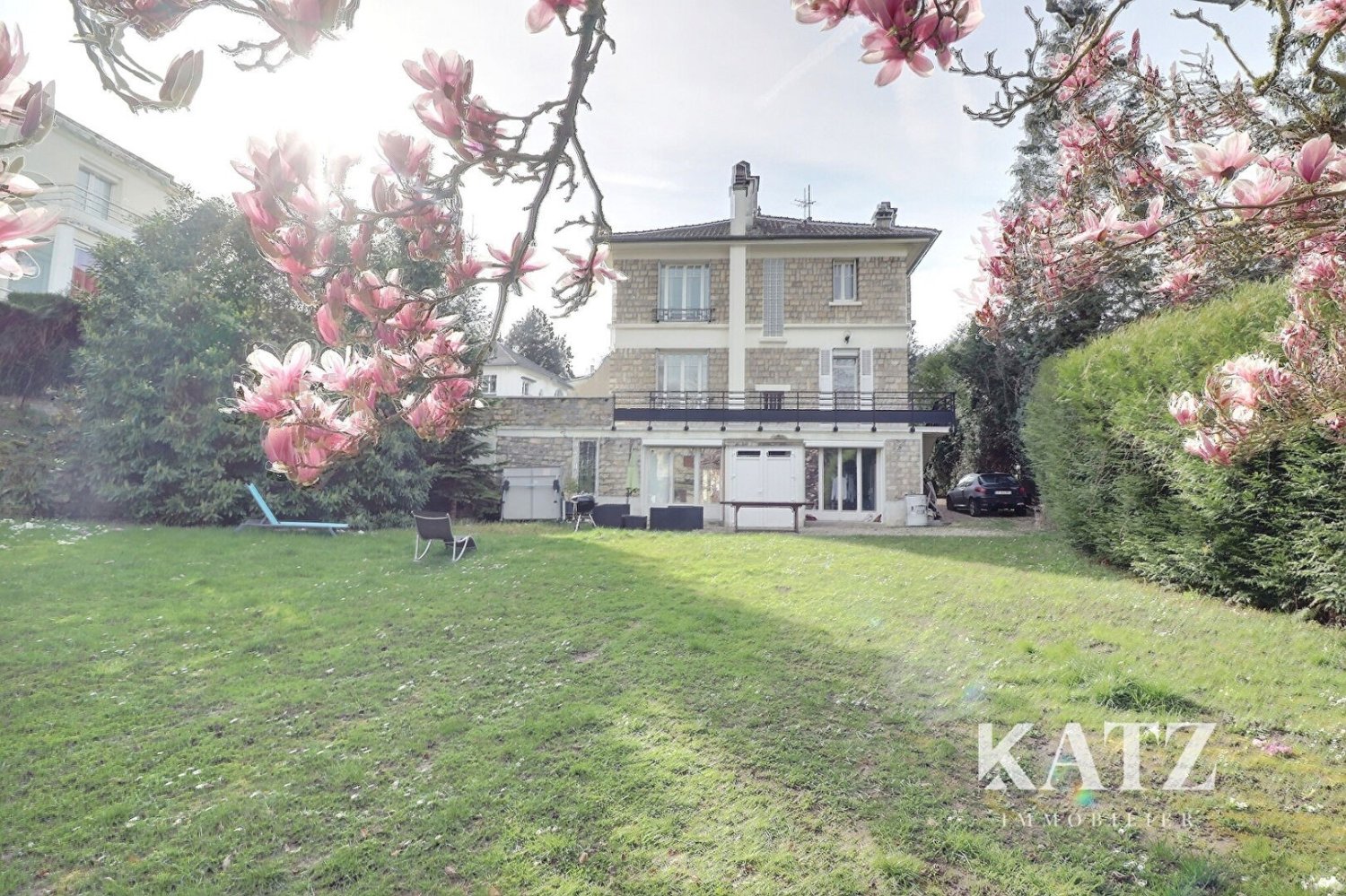 Casa de 6 dormitorios en Vaucresson, France No. 163192