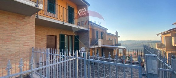 4 rooms Villa in Recanati, Italy No. 7562 5