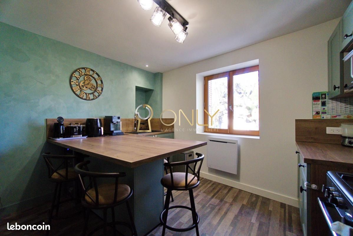 2 bedrooms Townhouse in Villefranche-sur-Saone, France No. 341985