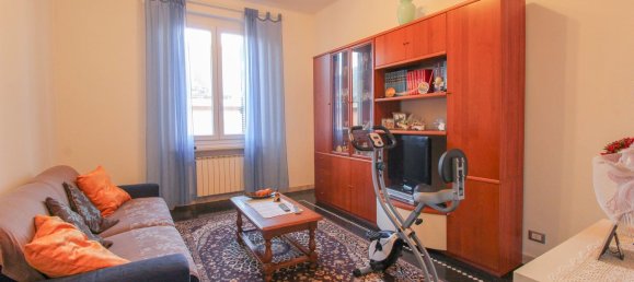 3 rooms Apartment in Genoa, Italy No. 67182 2
