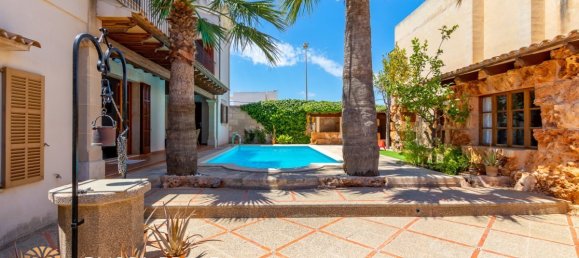 5 bedrooms Villa in Llucmajor, Spain No. 1357 20