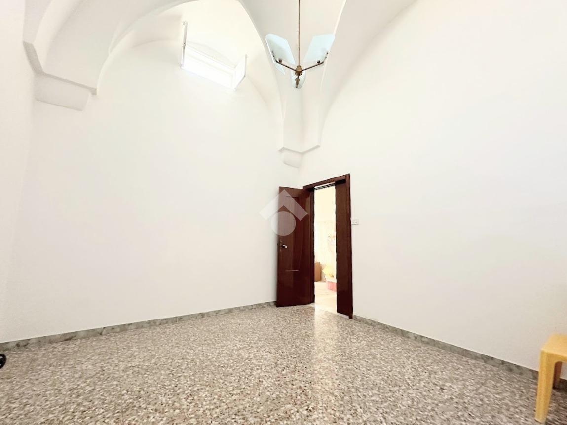 3غرفة منزل في Sava, Italy رقم 146249