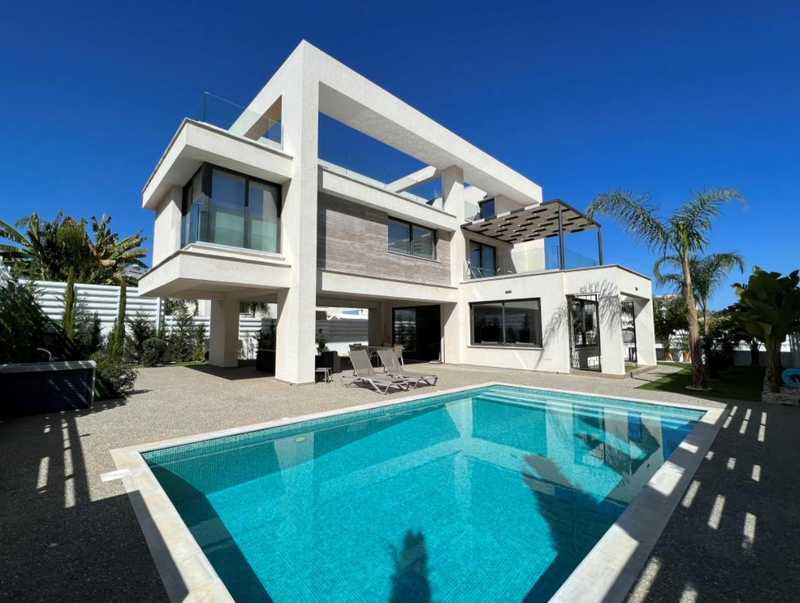 Вилла с 3 спальнями в Пернера, Кипр № 20417