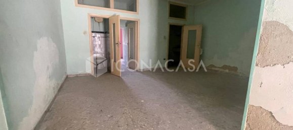 4-salle Appartement à Vico del Gargano, Italy No. 277100 10