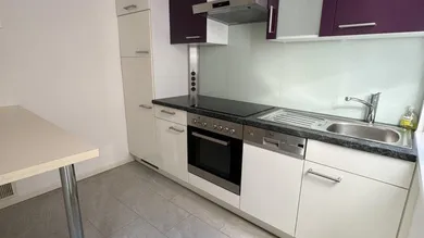 Estudio en Vienna, Austria No. 65080