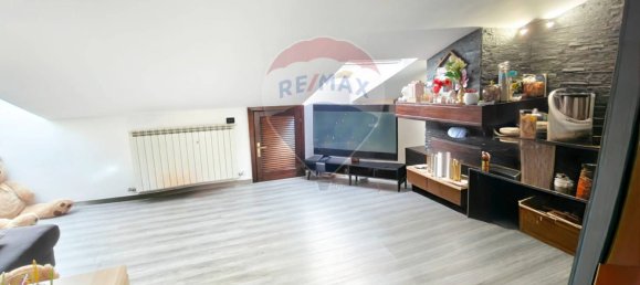 3 bedrooms Penthouse in Germignaga, Italy No. 363549 3
