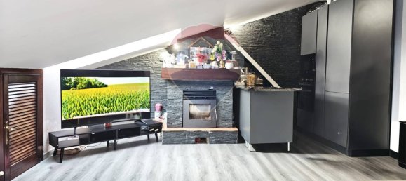 3 bedrooms Penthouse in Germignaga, Italy No. 363549 2