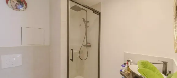 2 Schlafzimmer Doppelhaus in Paris, France, Nr. 116302 12