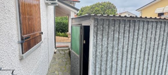 Villa de 9 habitaciónes en Viareggio, Italy No. 68670 19