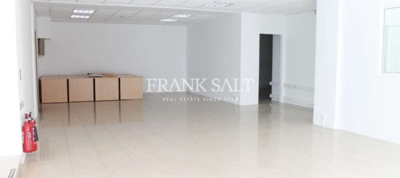  مكتب في Sliema, Malta 450متر مربع رقم 12945 2