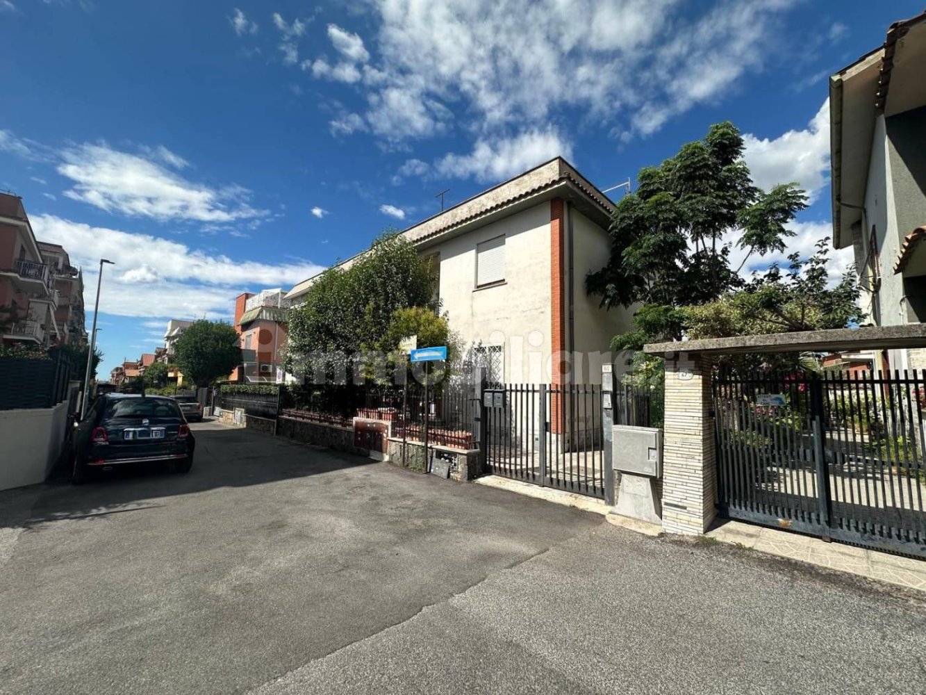 2 Schlafzimmer Wohnung in Ciampino, Italy, Nr. 333601