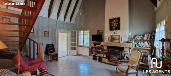 Дом с 3 спальнями в Божанси, Франция № 215585 3