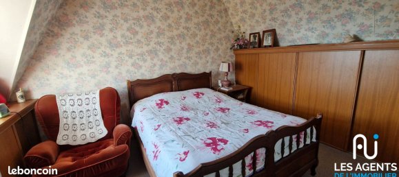 Дом с 3 спальнями в Божанси, Франция № 215585 4