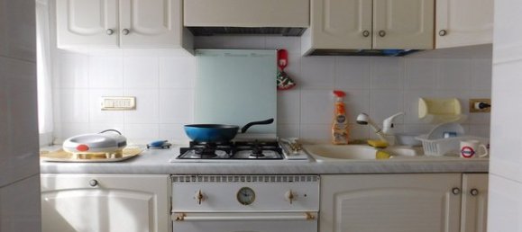 5 rooms Apartment in Savona, Italy No. 94905 7