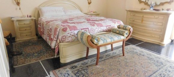 5 rooms Apartment in Savona, Italy No. 94905 14