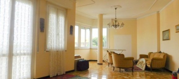 5 rooms Apartment in Savona, Italy No. 94905 13