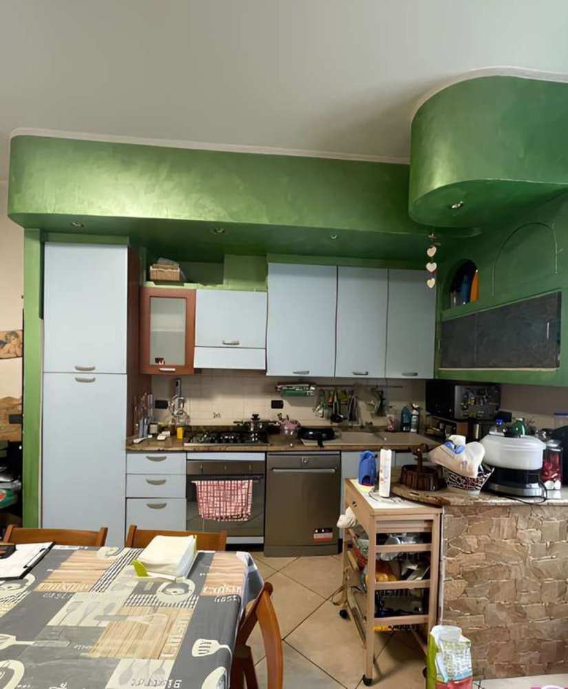 3 rooms Apartment in Nova Milanese, Italy No. 8239