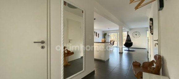 3 bedrooms Villa in Saint-Louis, France No. 39861 8
