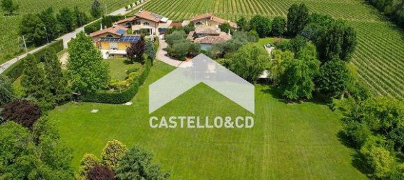 9 rooms Villa in Sirmione, Italy No. 129617 17