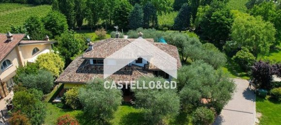 9 rooms Villa in Sirmione, Italy No. 129617 12