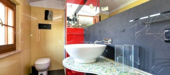 9 rooms Villa in Sirmione, Italy No. 129617 15