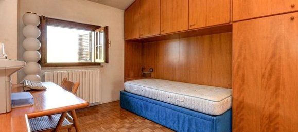 9 rooms Villa in Sirmione, Italy No. 129617 26